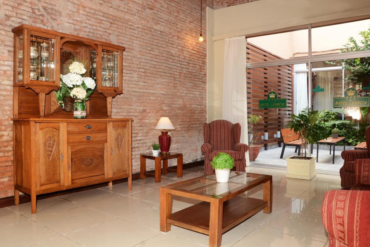 Hotel Leoncia Колония дел Сакременто Екстериор снимка