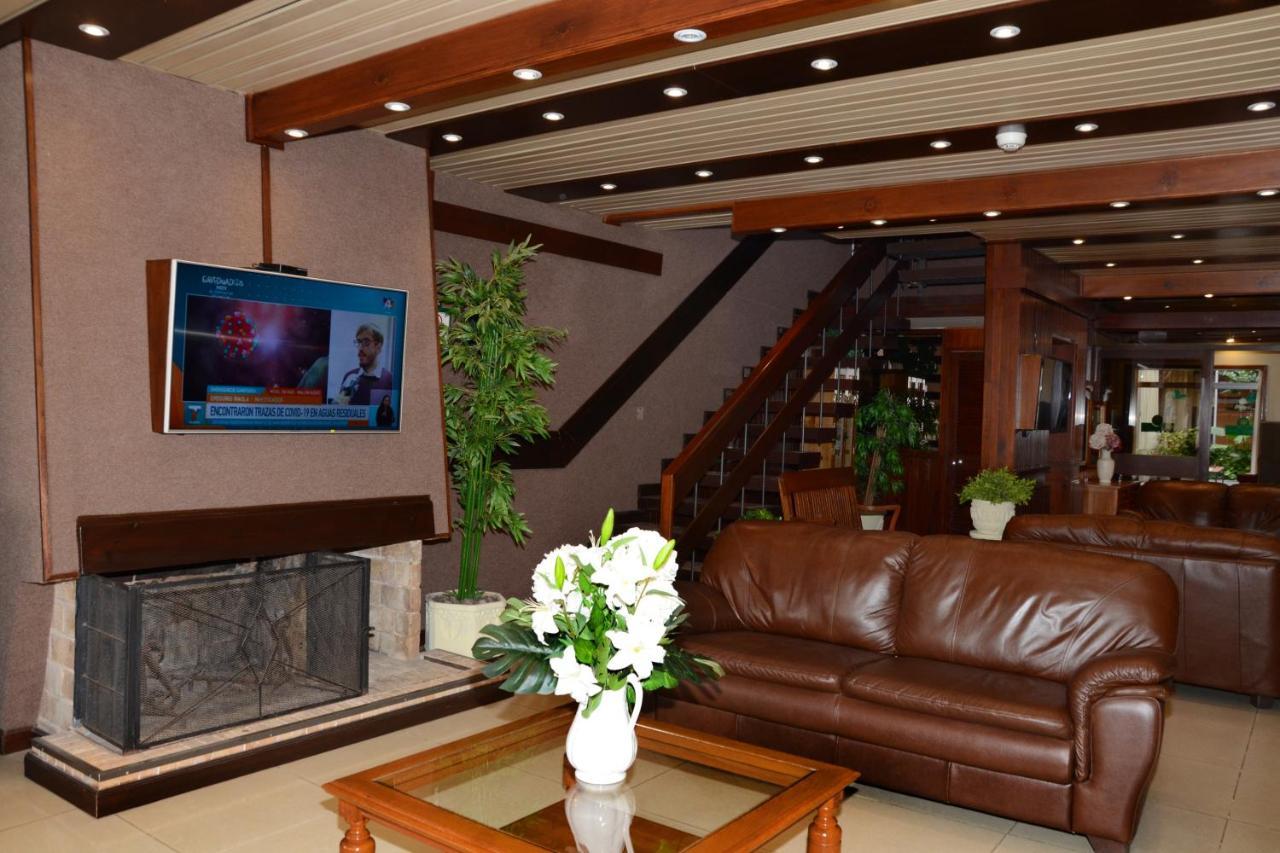Hotel Leoncia Колония дел Сакременто Екстериор снимка
