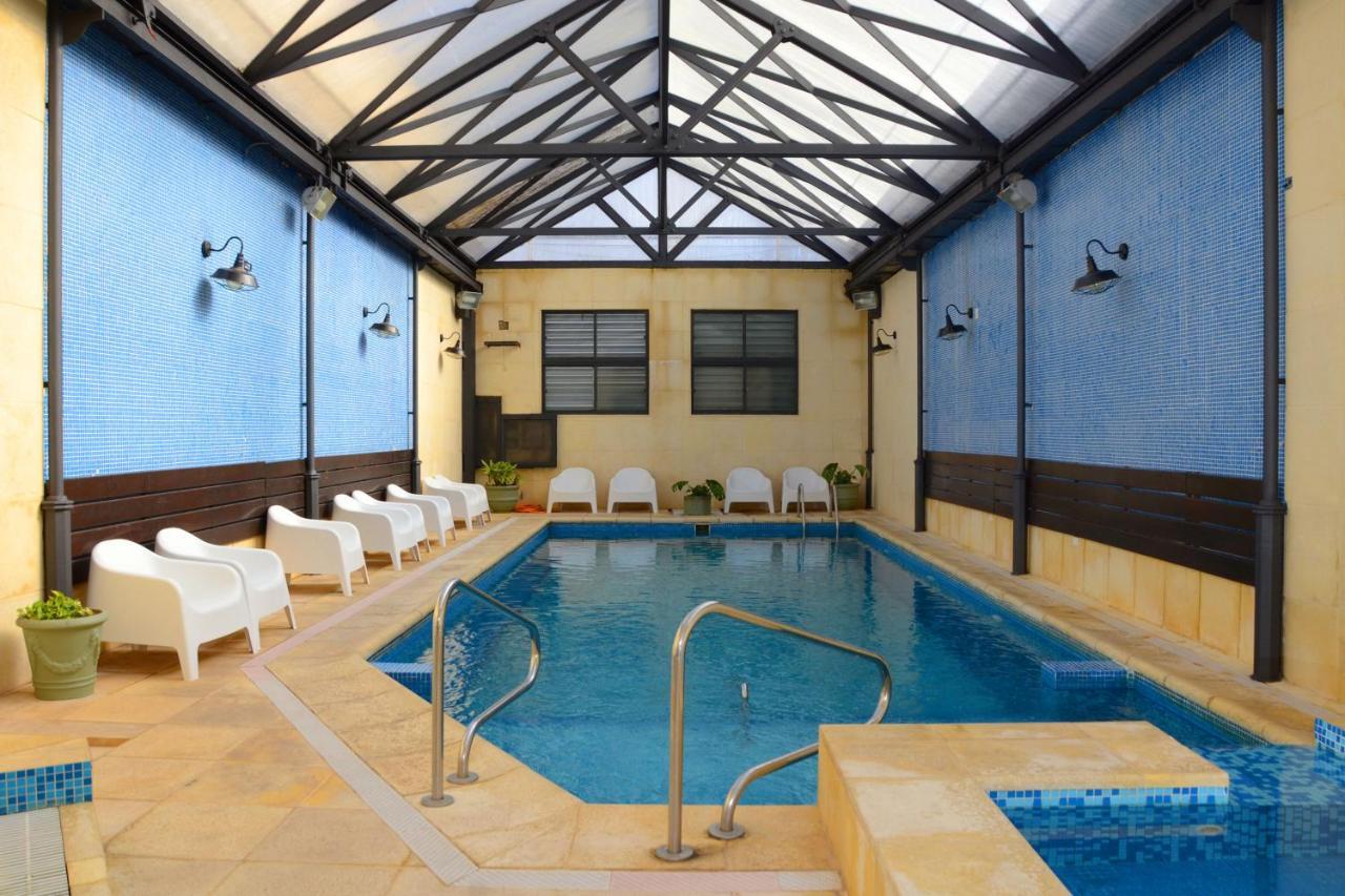 Hotel Leoncia Колония дел Сакременто Екстериор снимка